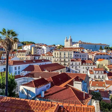 Lovelystay - Turquoise River View I Lissabon